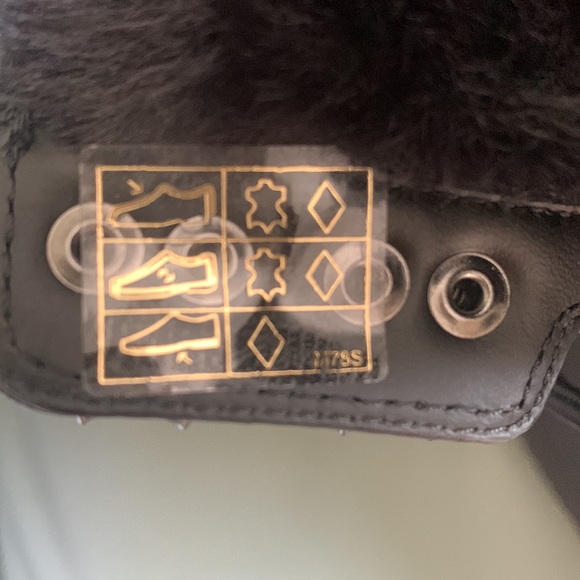 Moncler Platform Bootie - Picture 10 of 10